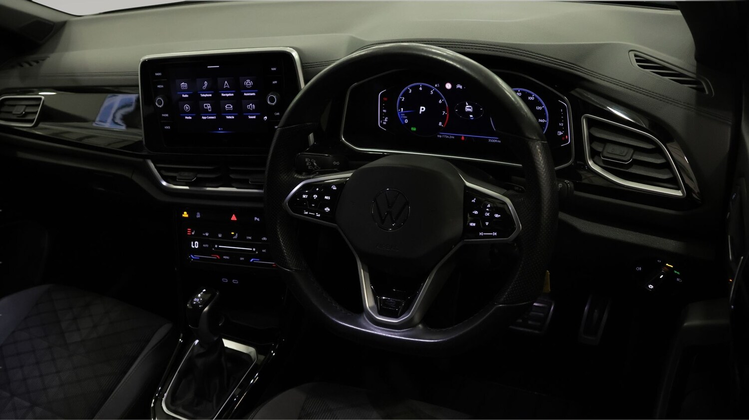 Used Volkswagen T-Roc 2022 for sale - 77591859: Photo 9