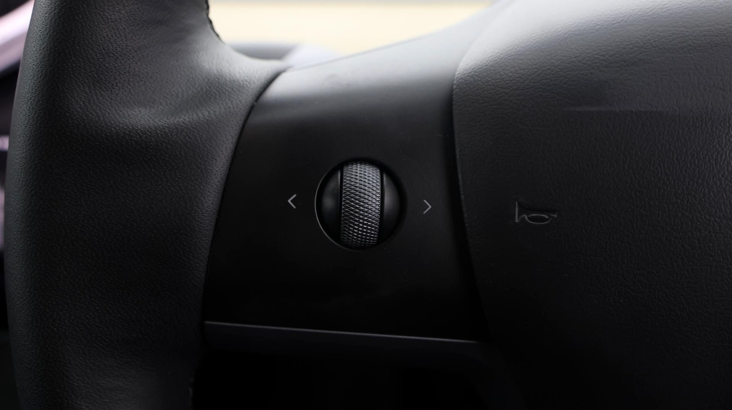 Used Tesla Model Y 2023 for sale - 77427761: Photo 21