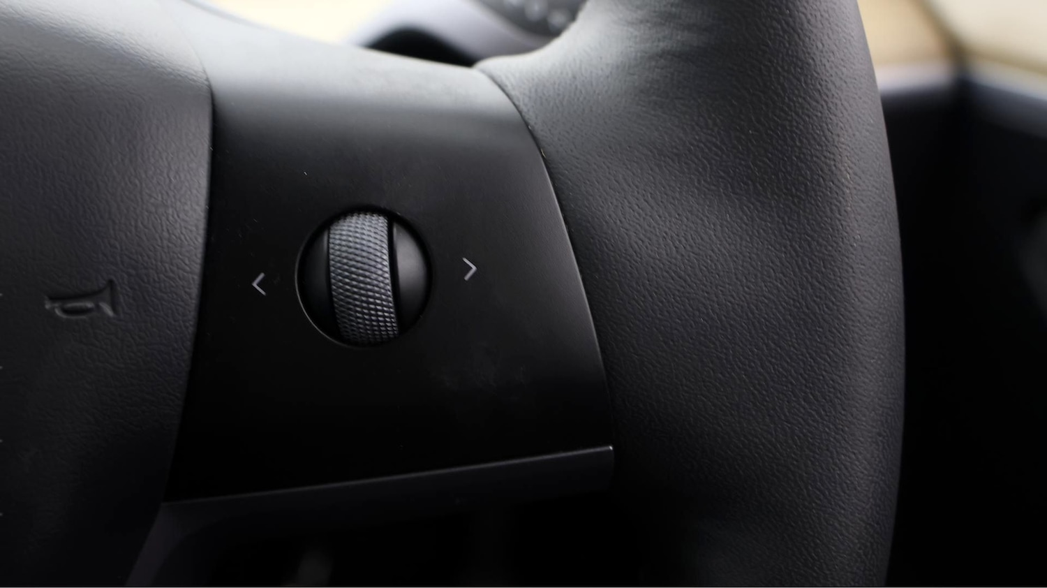 Used Tesla Model Y 2023 for sale - 77427761: Photo 23