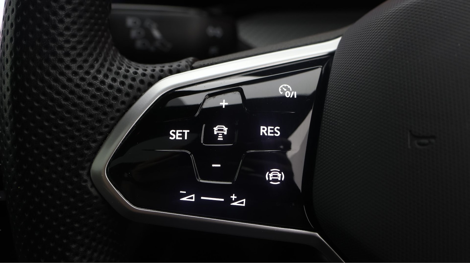 Used Volkswagen Golf 2023 for sale - 77202137: Photo 21