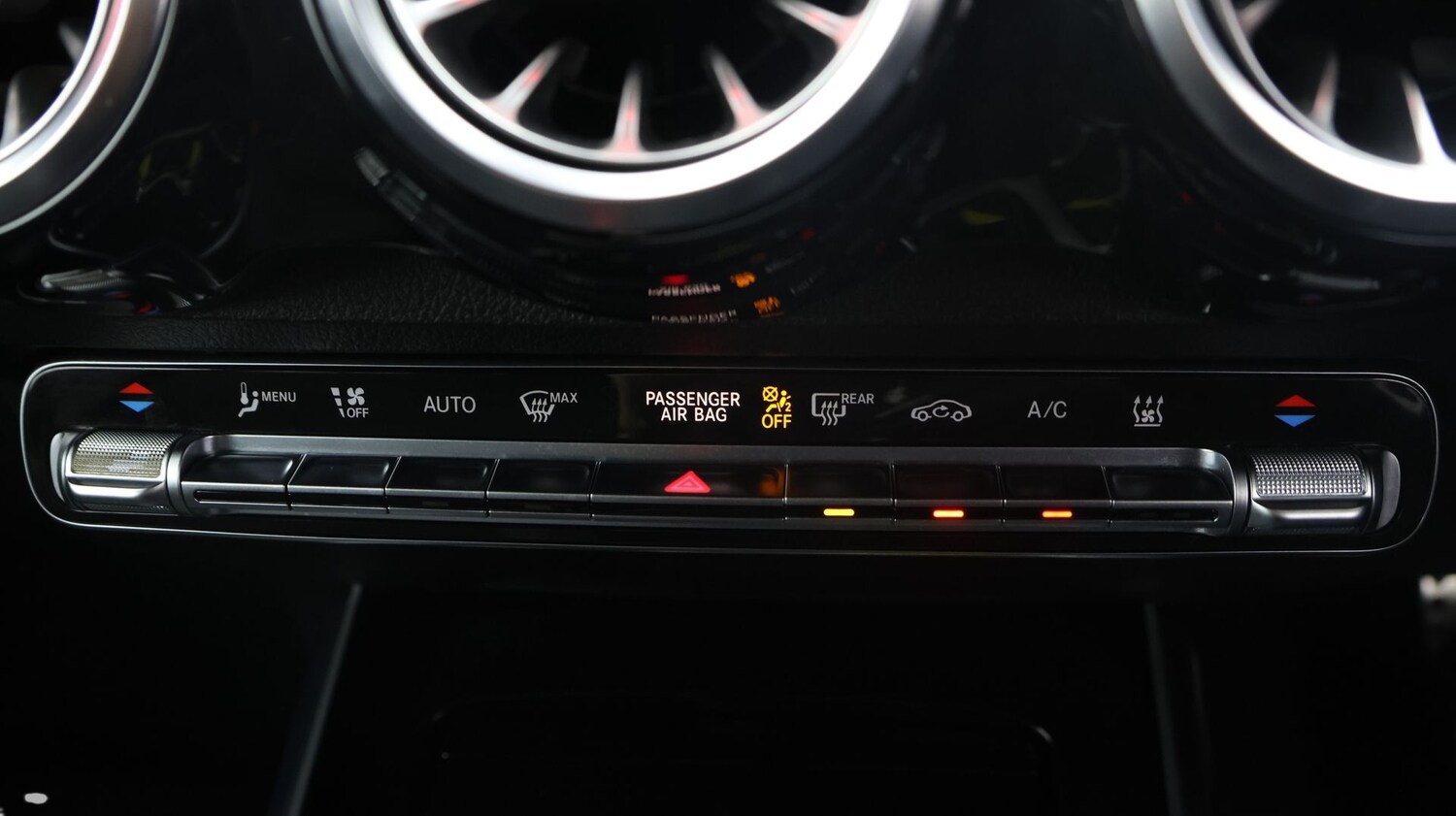 Used Mercedes-Benz EQB for sale - 77207624: Photo 12