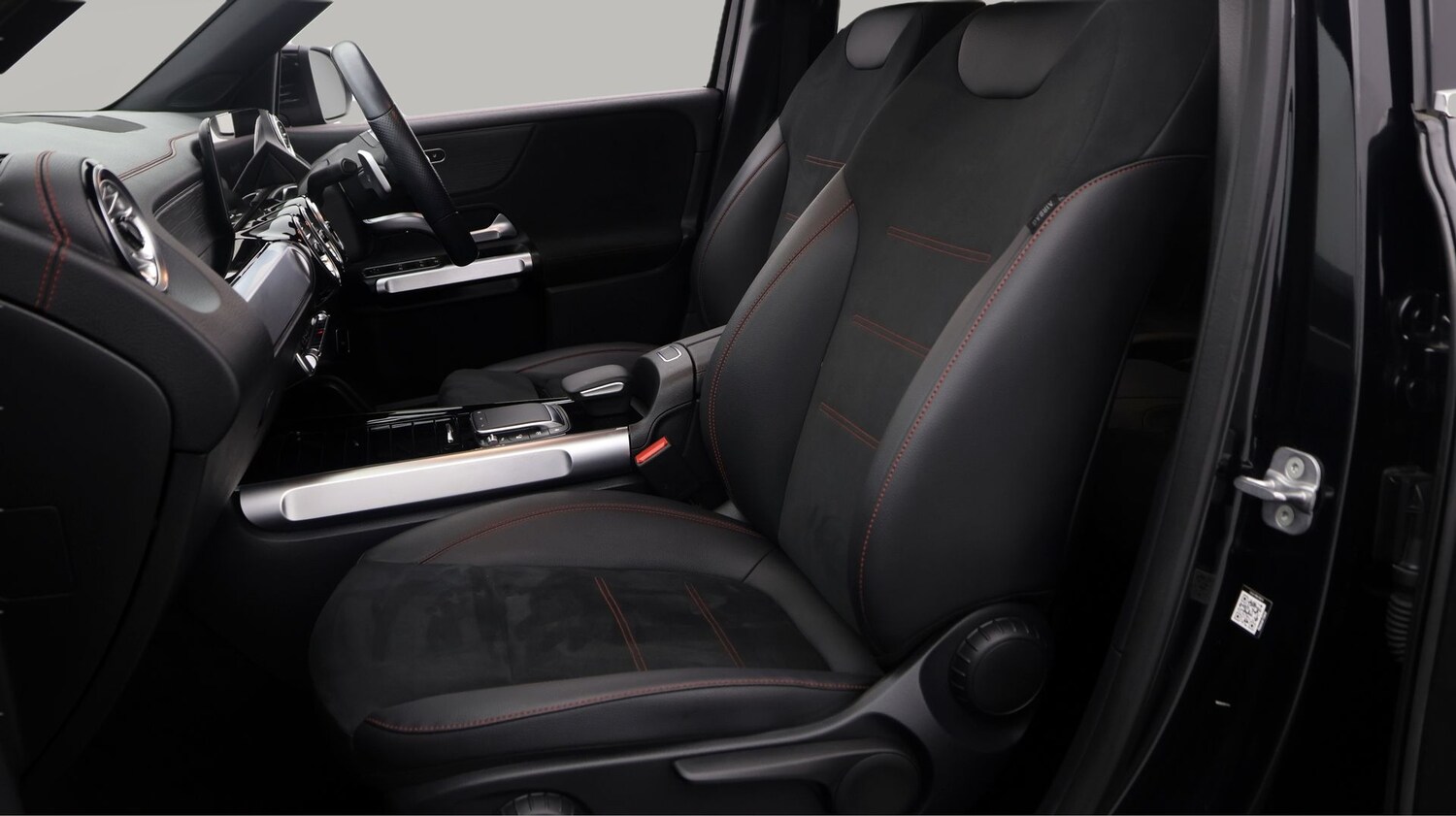 Used Mercedes-Benz EQB for sale - 77207624: Photo 14