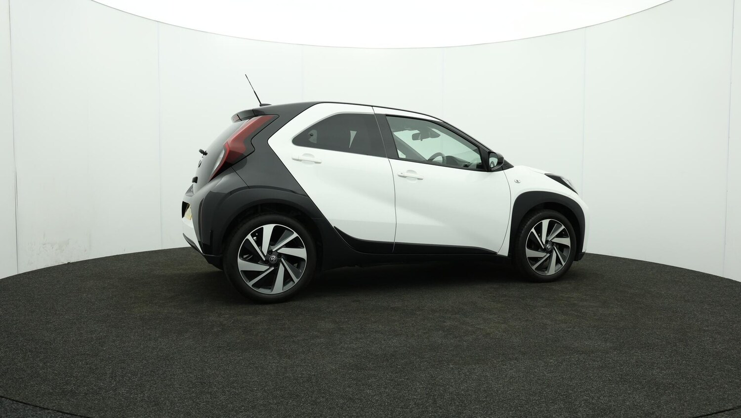 Used Toyota Aygo X 2023 for sale - 76032349: Photo 20