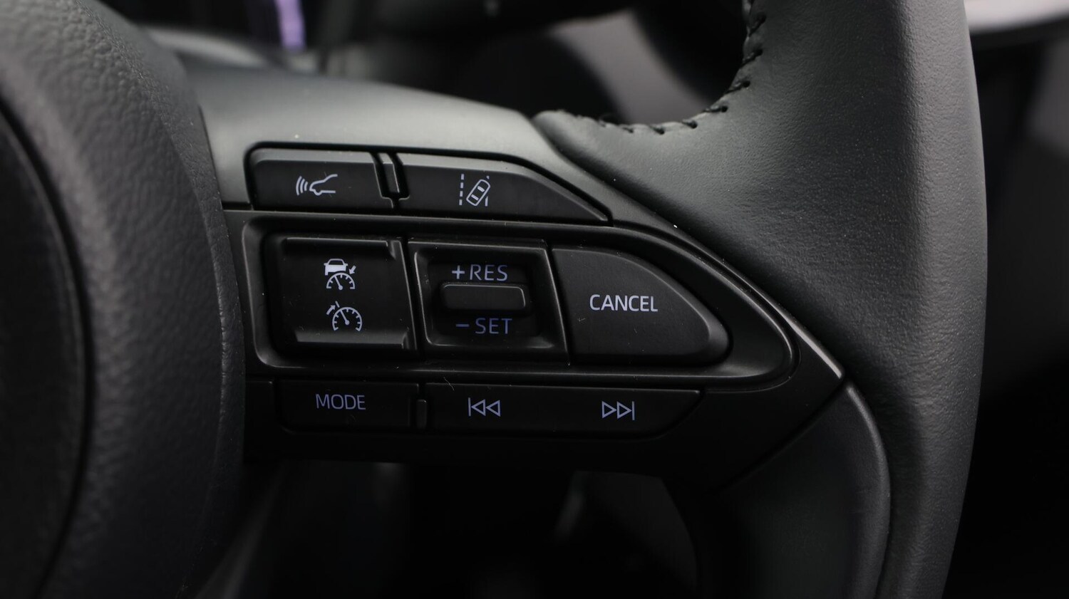 Used Toyota Aygo X 2023 for sale - 76032349: Photo 39