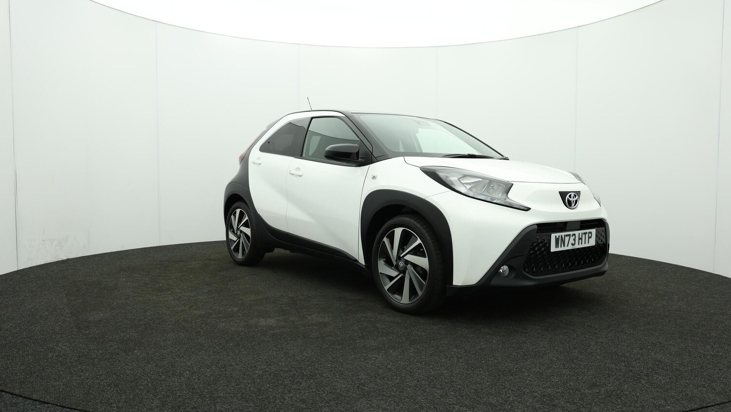 Used Toyota Aygo X 2023 for sale - 76032349: Photo 45