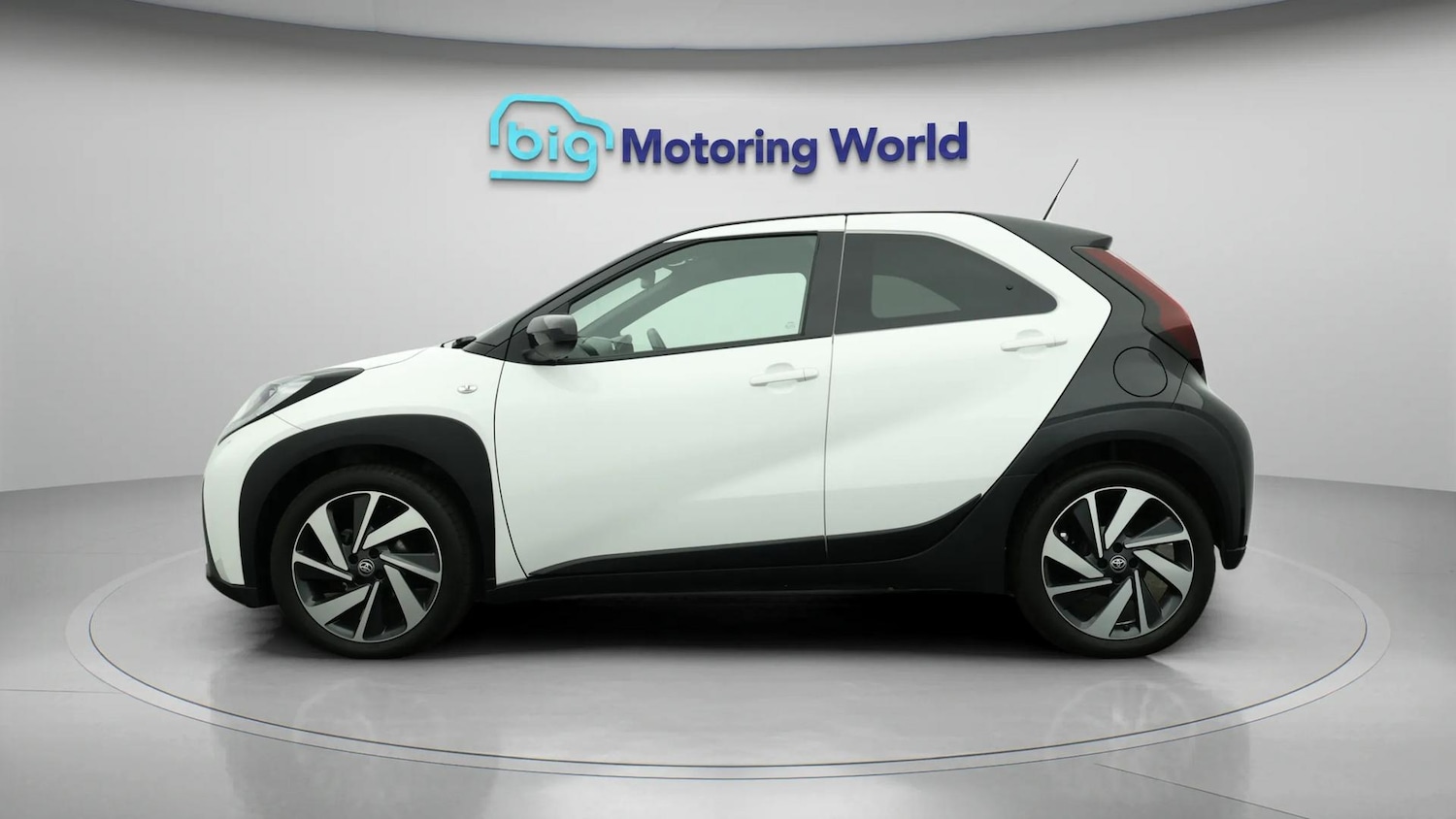 Used Toyota Aygo X 2023 for sale - 76032349: Photo 5