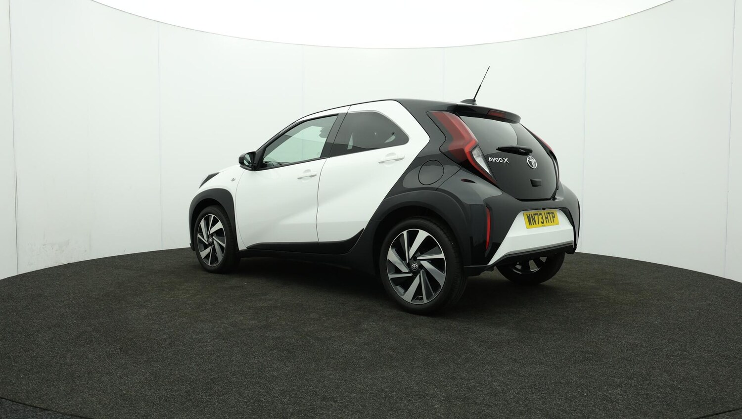 Used Toyota Aygo X 2023 for sale - 76032349: Photo 77