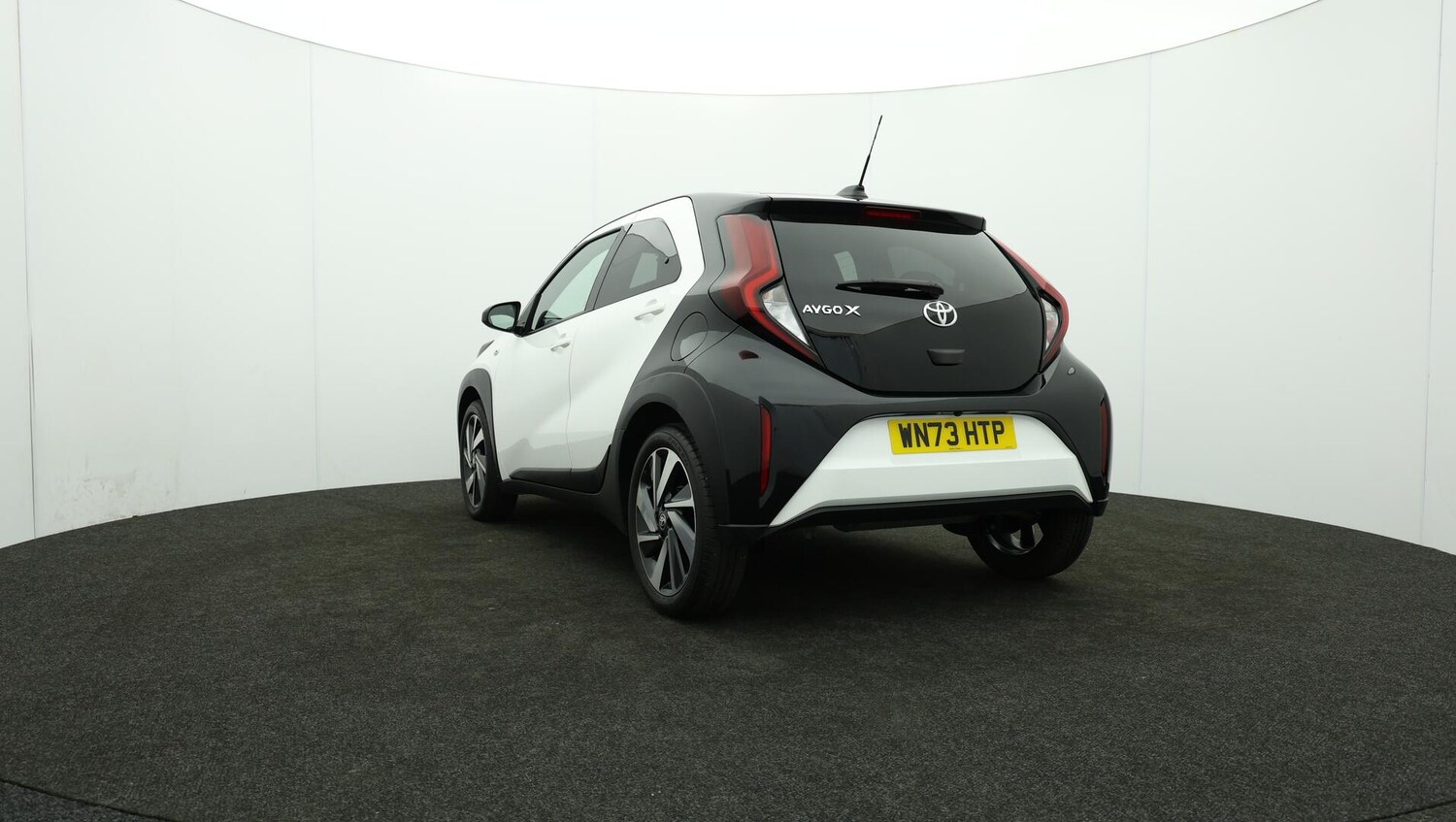 Used Toyota Aygo X 2023 for sale - 76032349: Photo 81