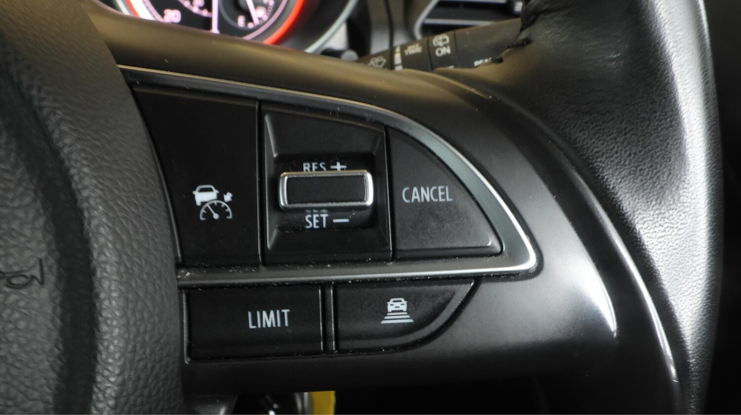 Used Suzuki Swift 2021 for sale - 76152525: Photo 17