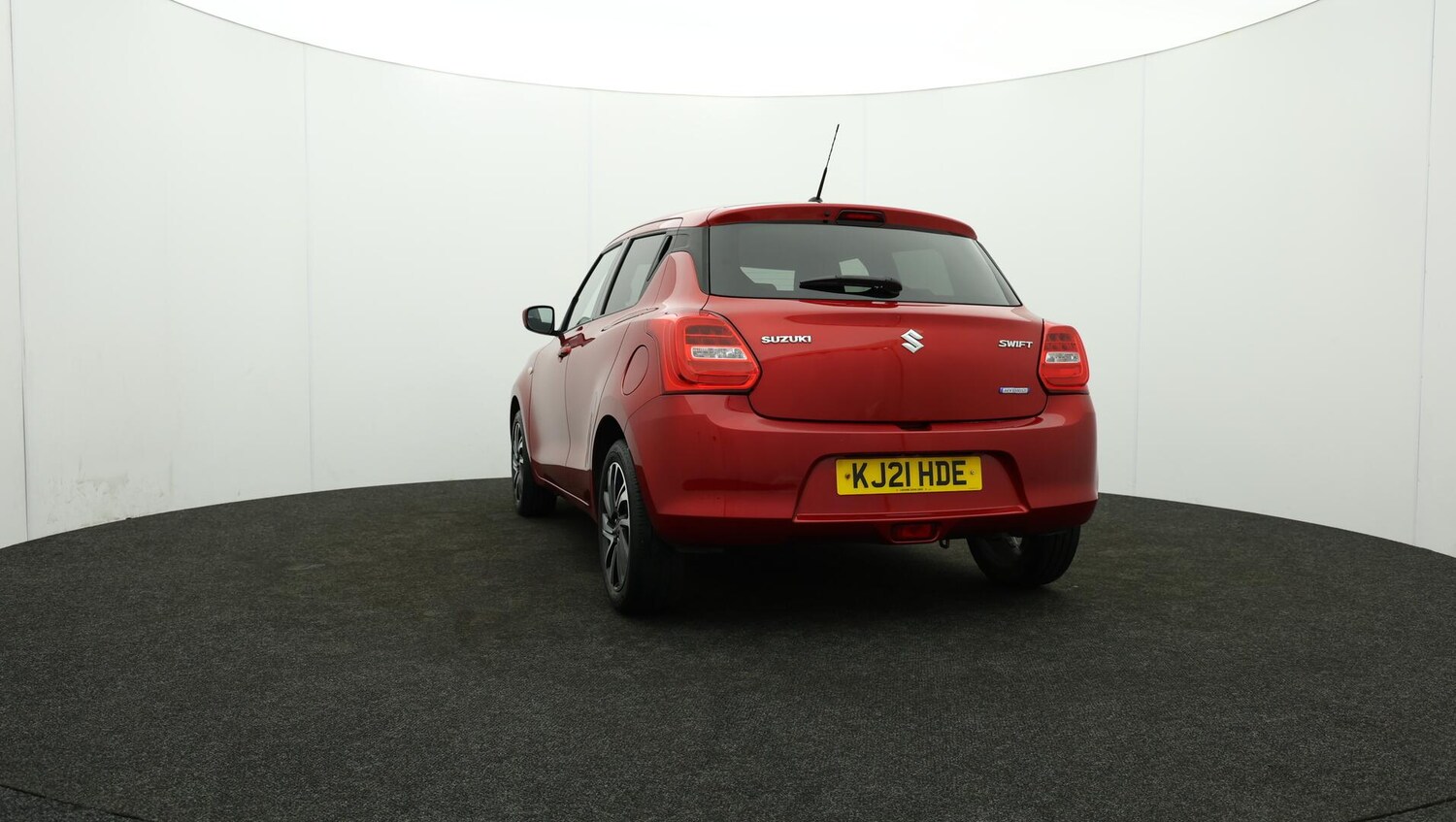 Used Suzuki Swift 2021 for sale - 76152525: Photo 26