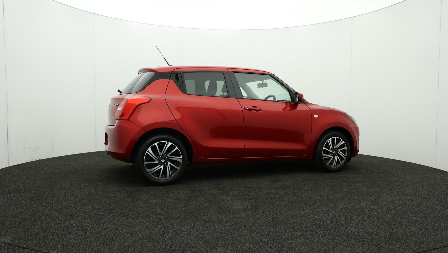 Used Suzuki Swift 2021 for sale - 76152525: Photo 31