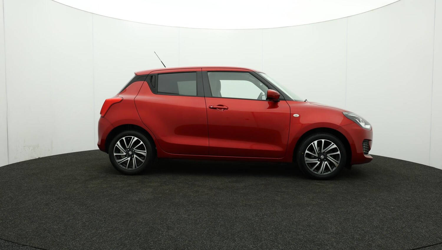 Used Suzuki Swift 2021 for sale - 76152525: Photo 35