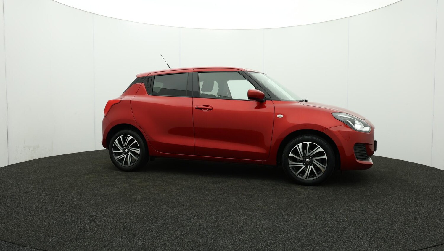 Used Suzuki Swift 2021 for sale - 76152525: Photo 37