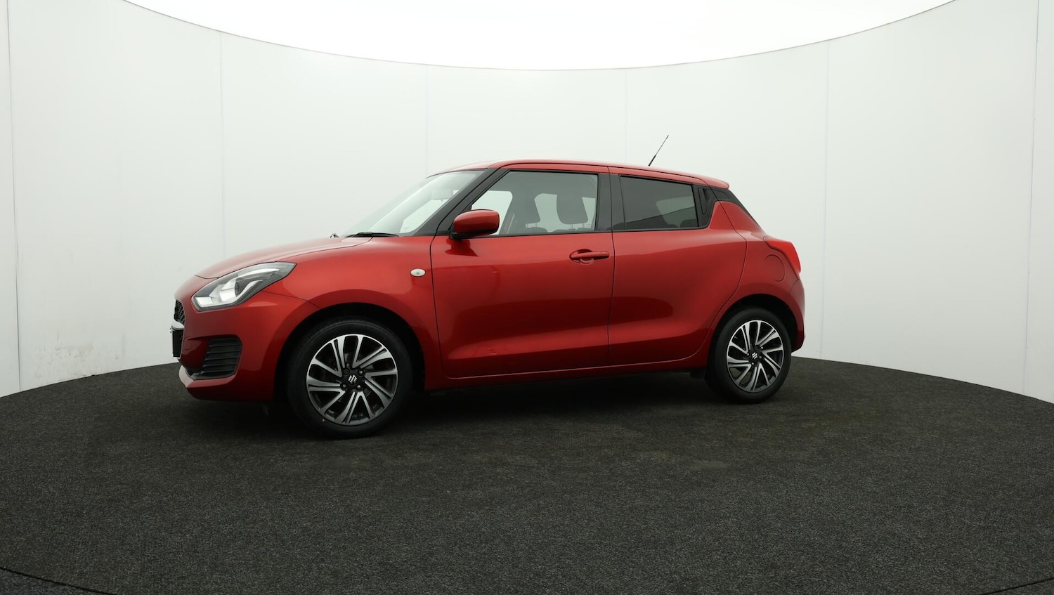 Used Suzuki Swift 2021 for sale - 76152525: Photo 59