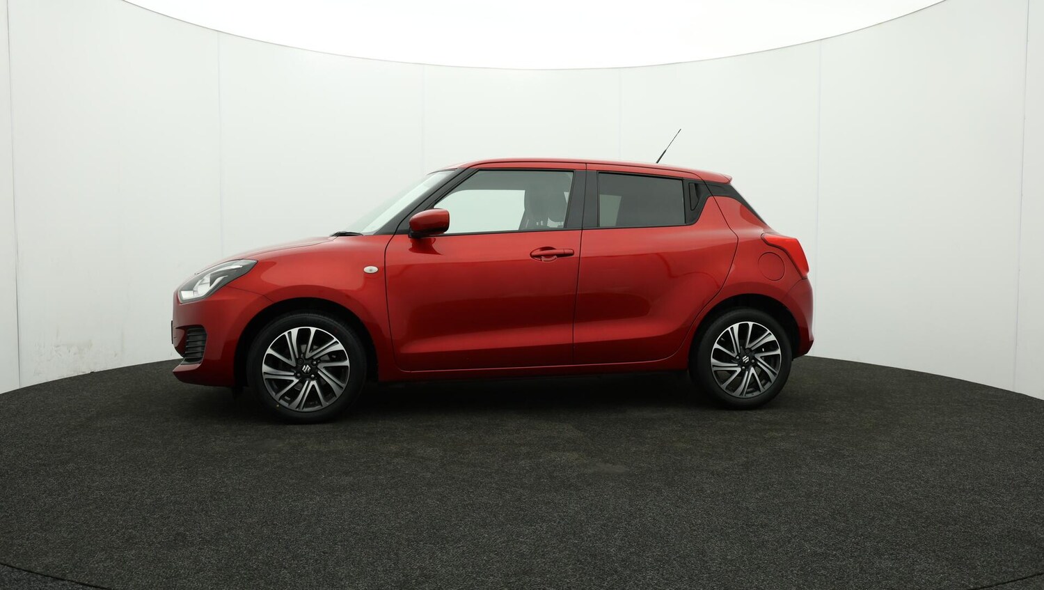 Used Suzuki Swift 2021 for sale - 76152525: Photo 62