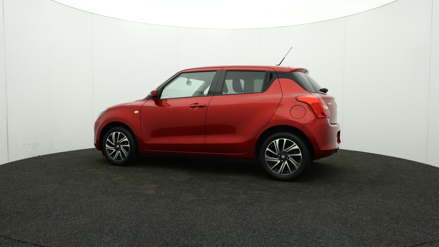 Used Suzuki Swift 2021 for sale - 76152525: Photo 67