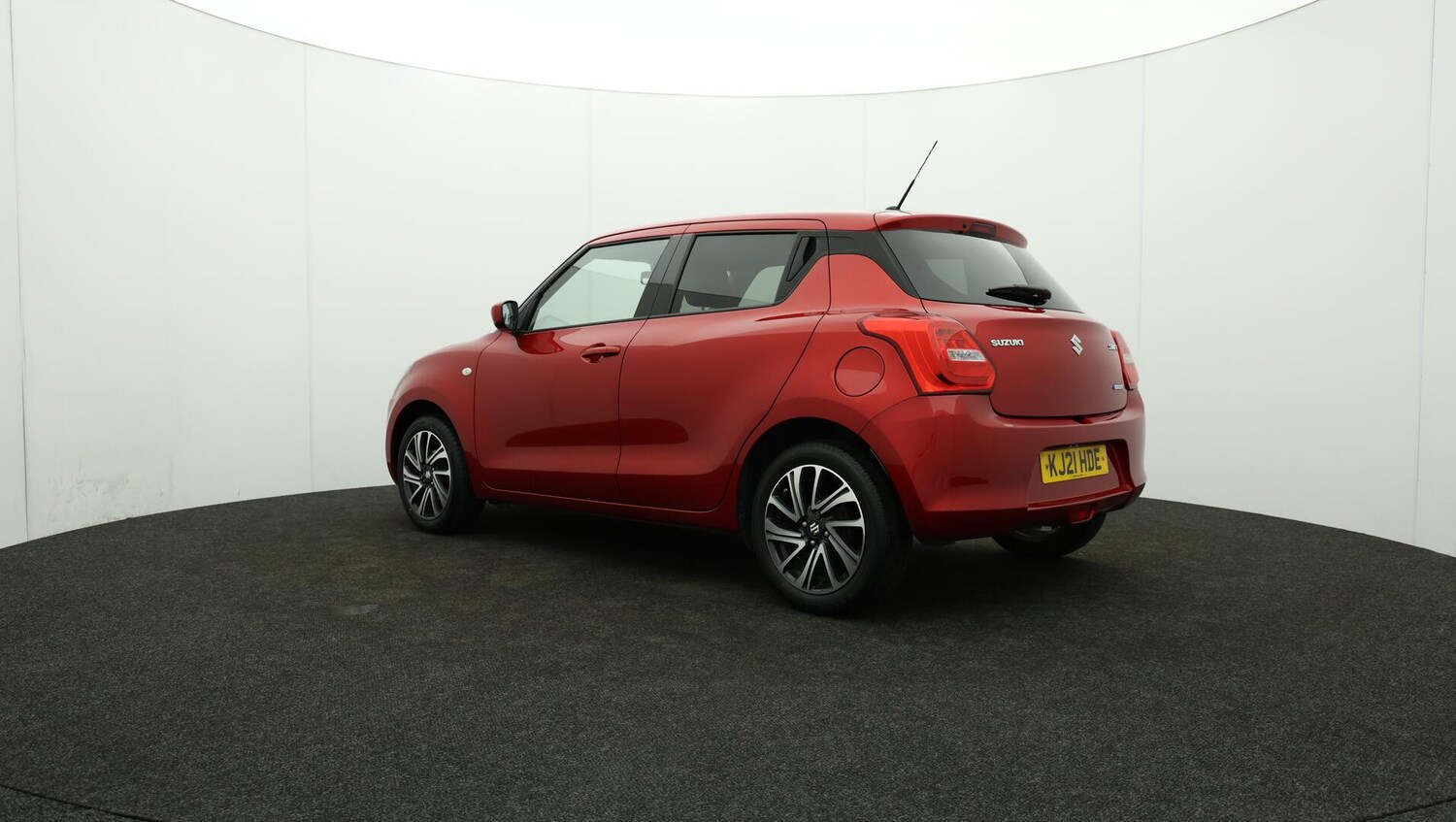 Used Suzuki Swift 2021 for sale - 76152525: Photo 70