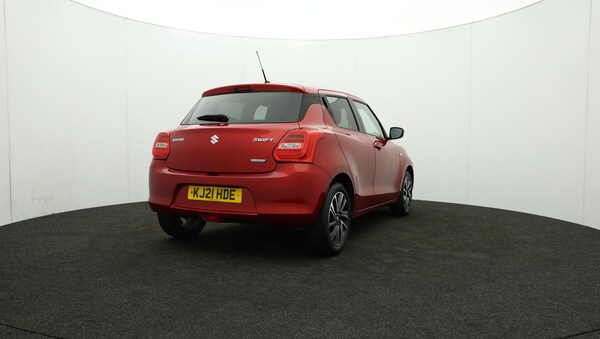 Used Suzuki Swift 2021 for sale - 76152525: Photo 76
