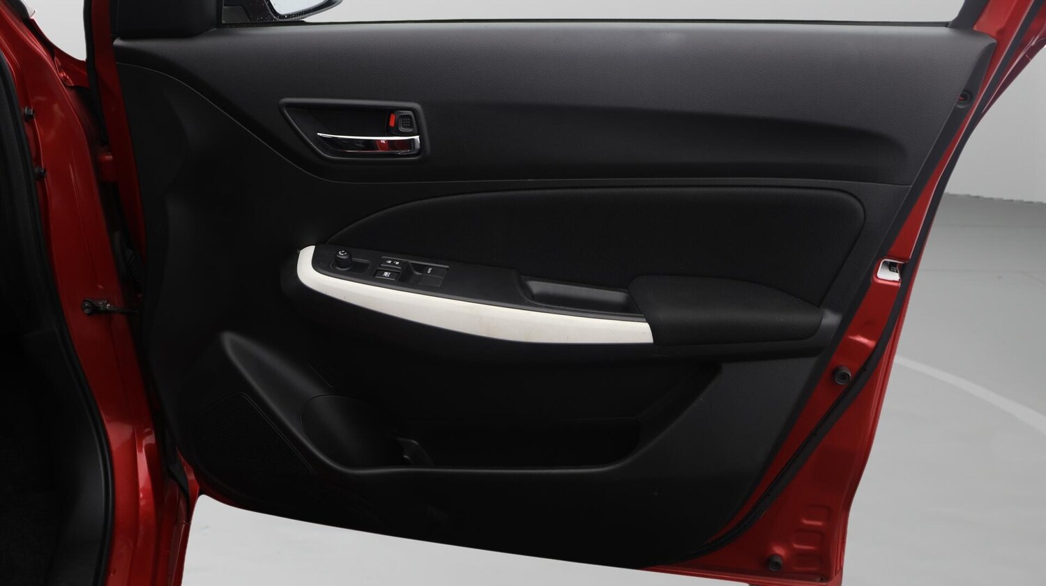 Used Suzuki Swift 2021 for sale - 76152525: Photo 8