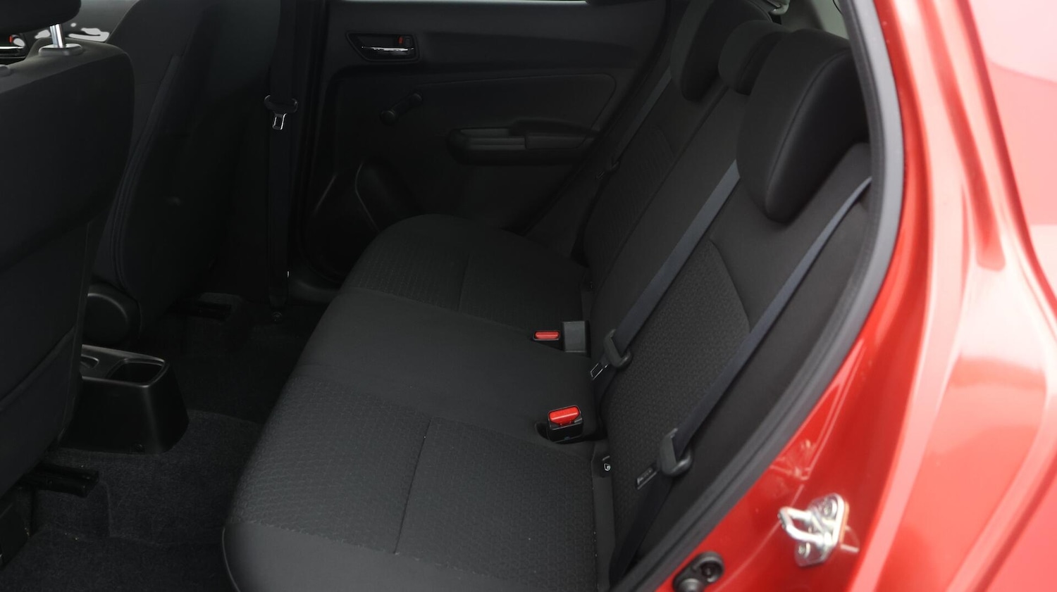 Used Suzuki Swift 2021 for sale - 76152525: Photo 9