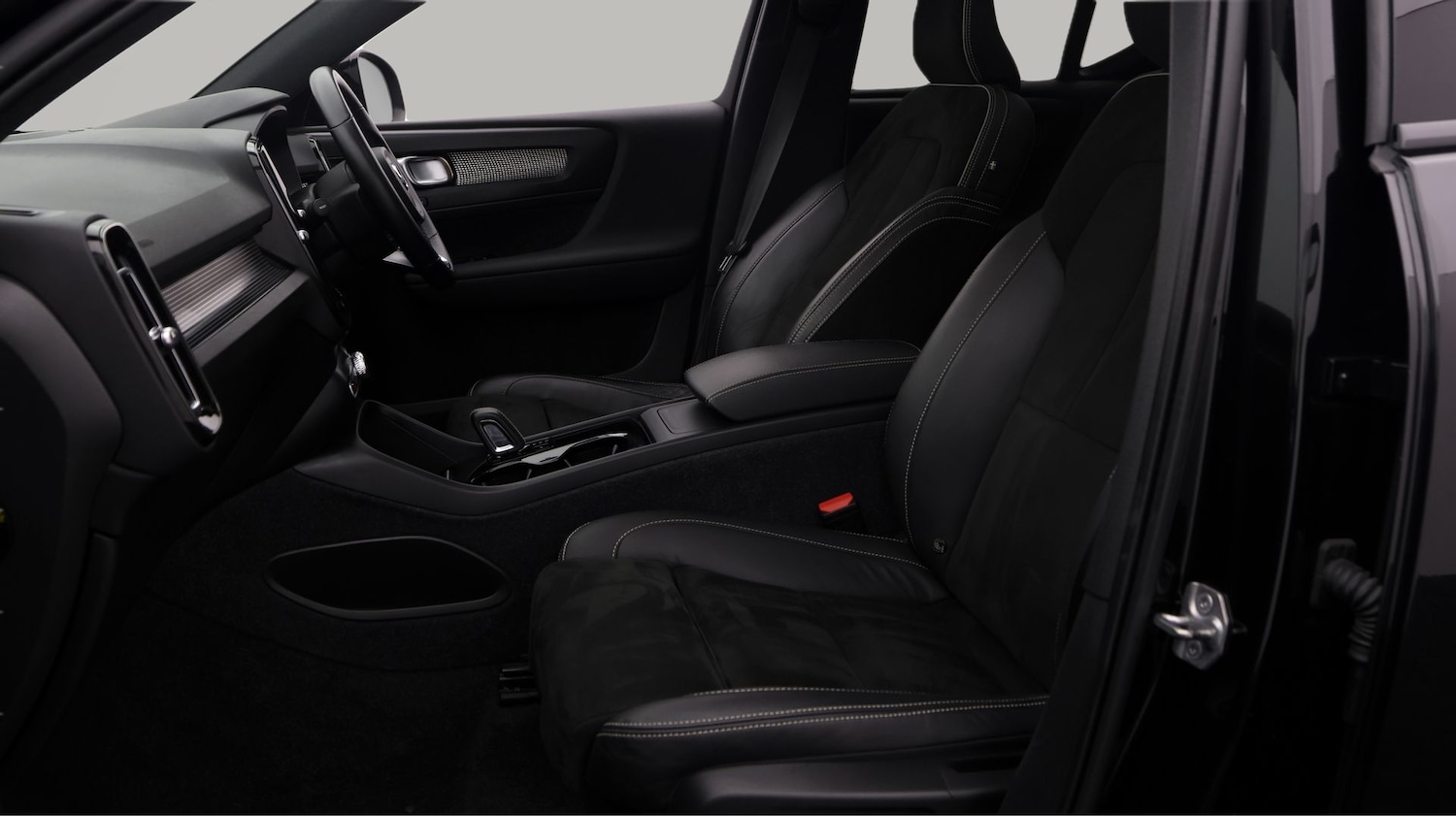 Used Volvo XC40 2021 for sale - 77206866: Photo 14