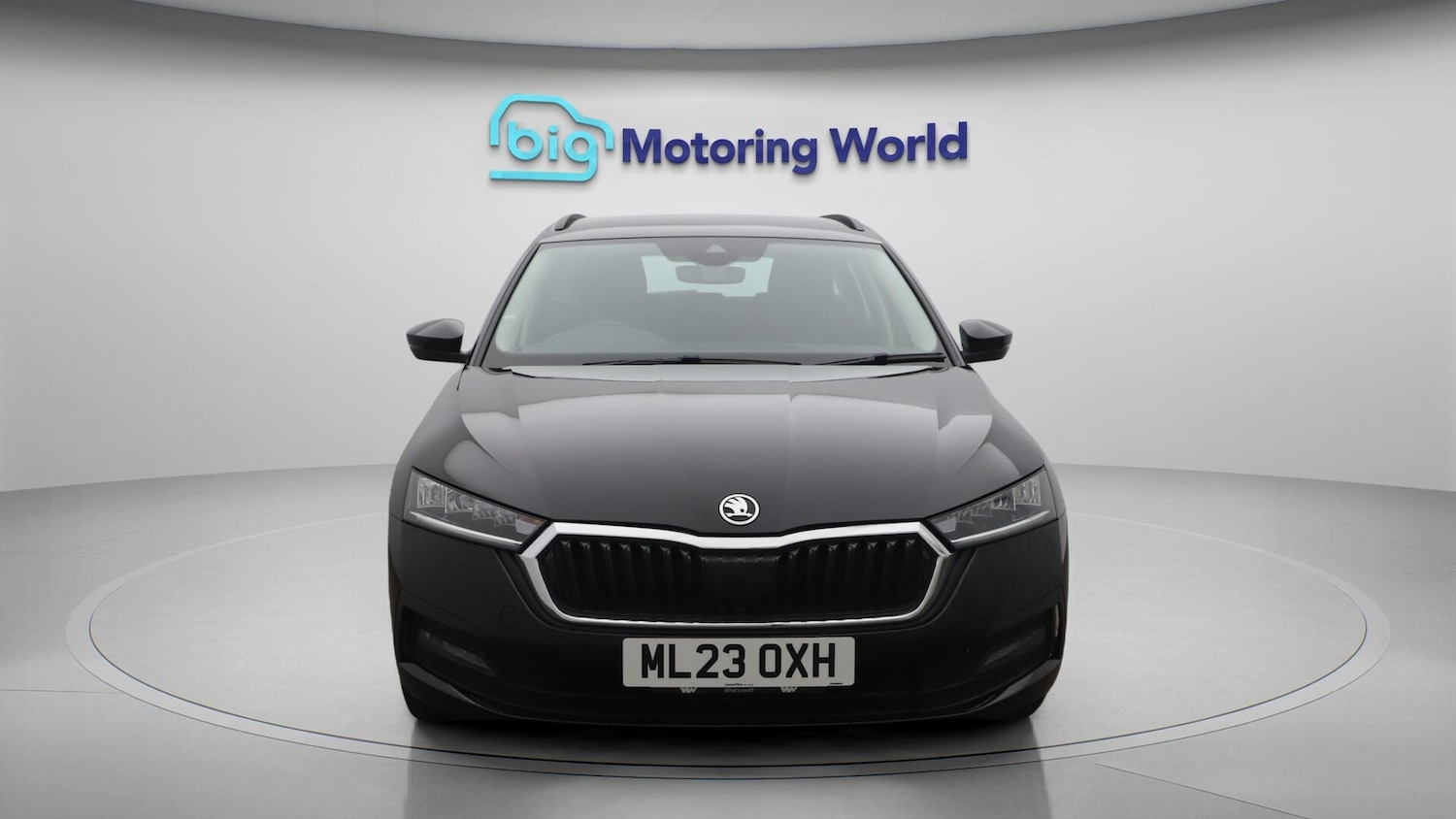 Used Skoda Octavia 2023 for sale - 76381325: Photo 2
