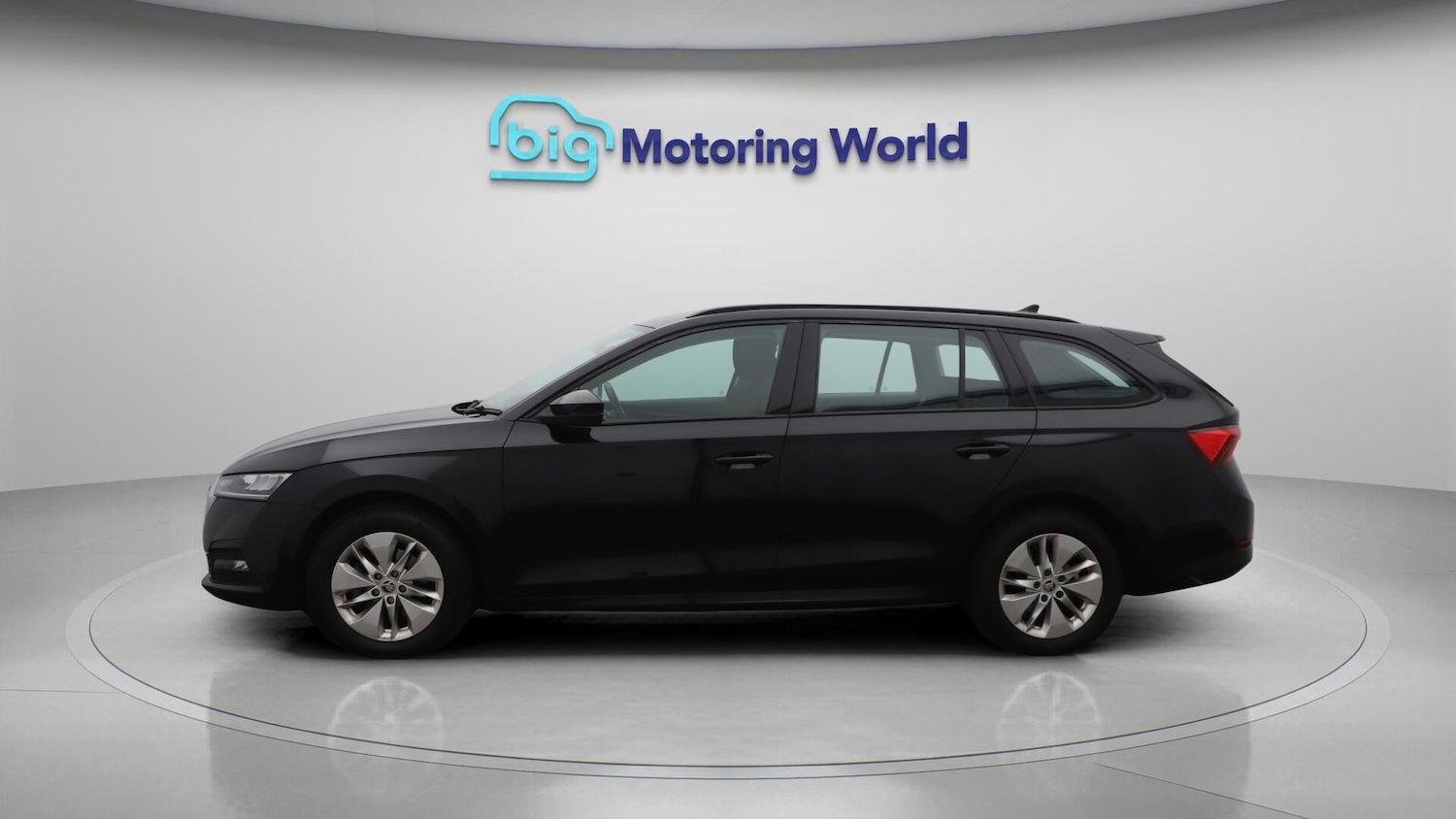 Used Skoda Octavia 2023 for sale - 76381325: Photo 4