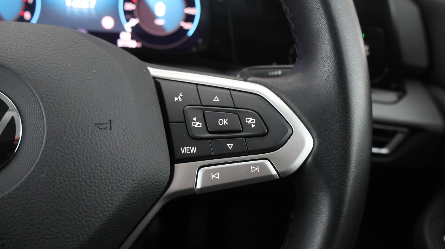 Used Volkswagen Golf 2023 for sale - 77675865: Photo 24