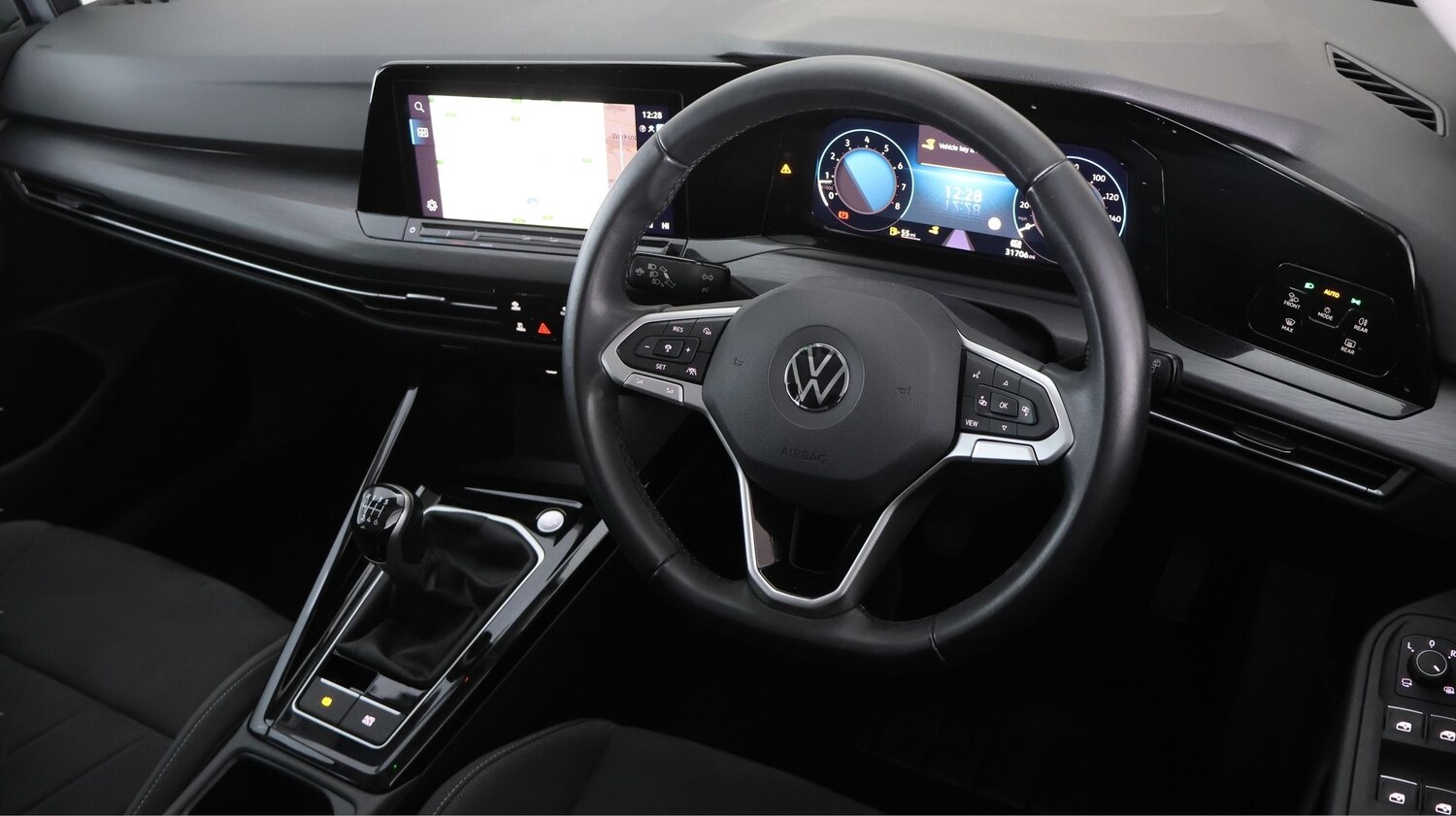 Used Volkswagen Golf 2023 for sale - 77675865: Photo 9