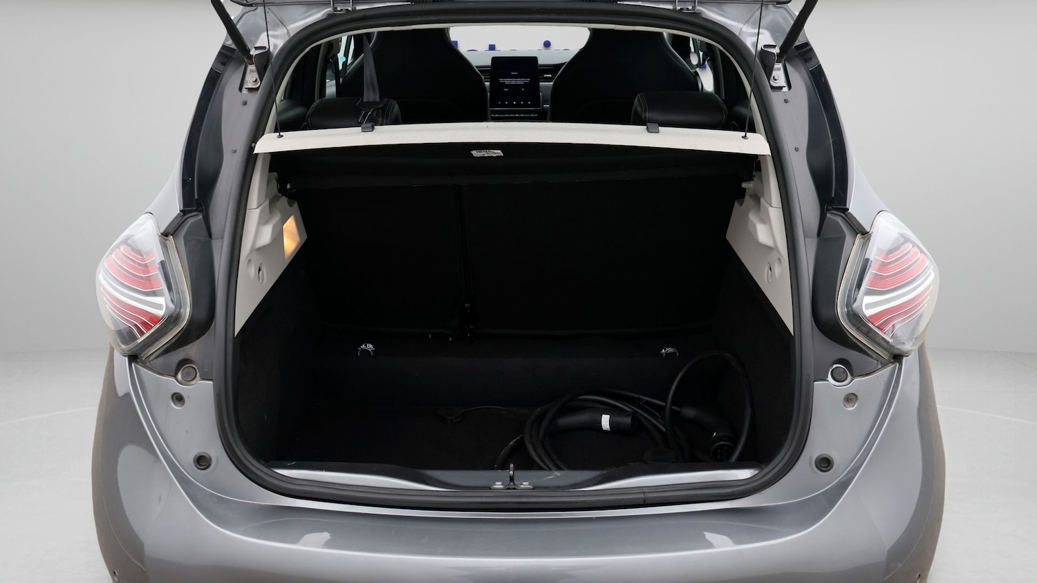 Used Renault Zoe 2022 for sale - 77420574: Photo 17