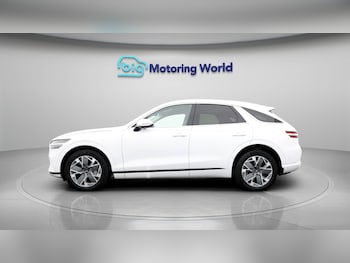 Used Genesis GV70 2023 for sale - 77802208: Photo