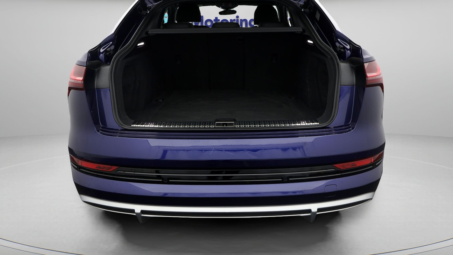 Used Audi e-tron 2023 for sale - 77294776: Photo 17