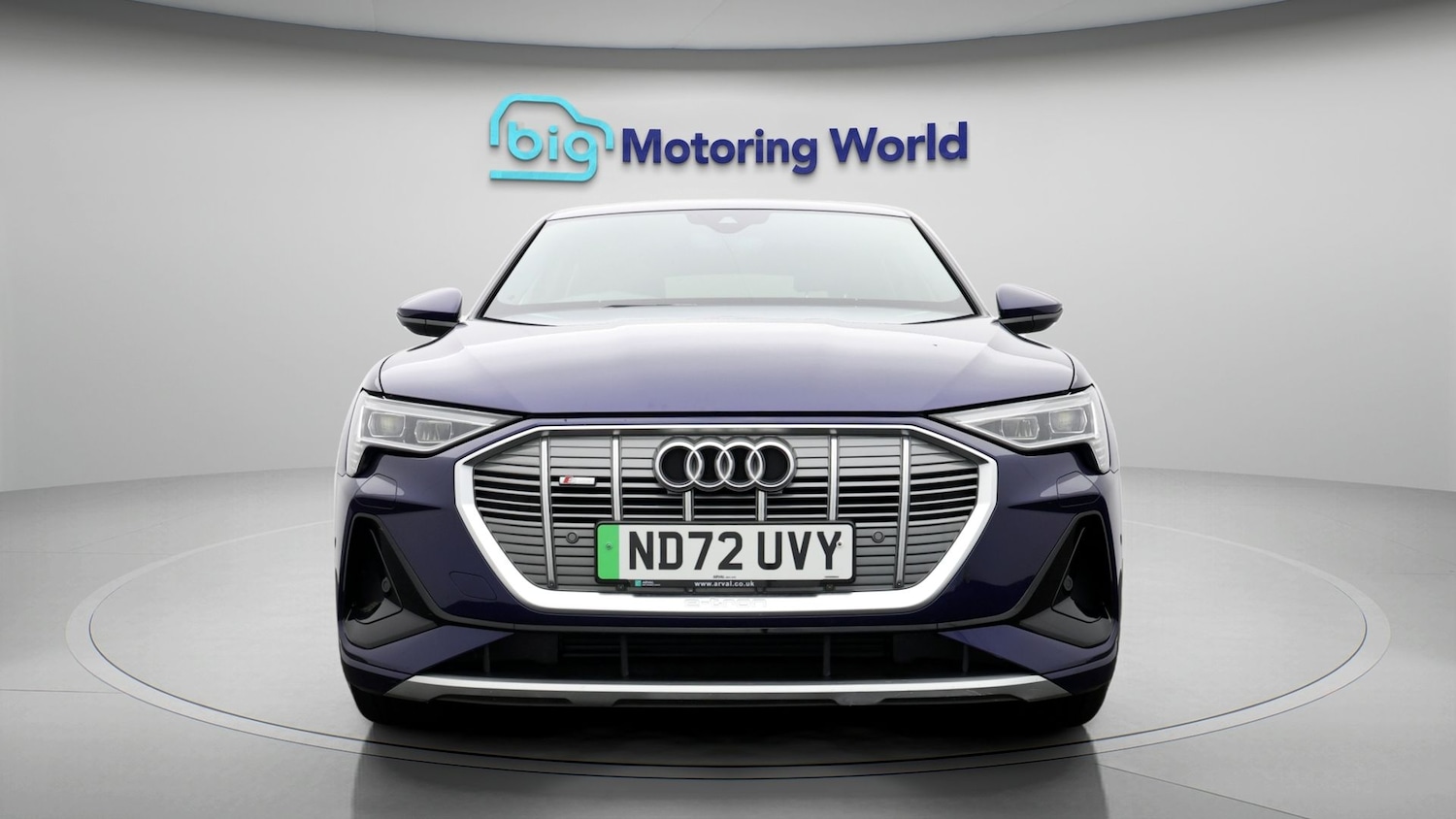 Used Audi e-tron 2023 for sale - 77294776: Photo 2