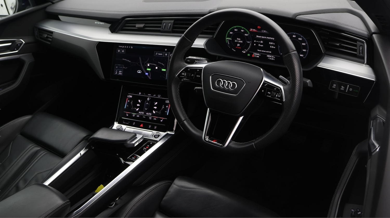 Used Audi e-tron 2023 for sale - 77294776: Photo 9