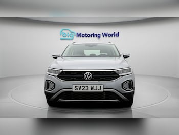 Used Volkswagen T-Roc 2023 for sale - 78268031: Photo