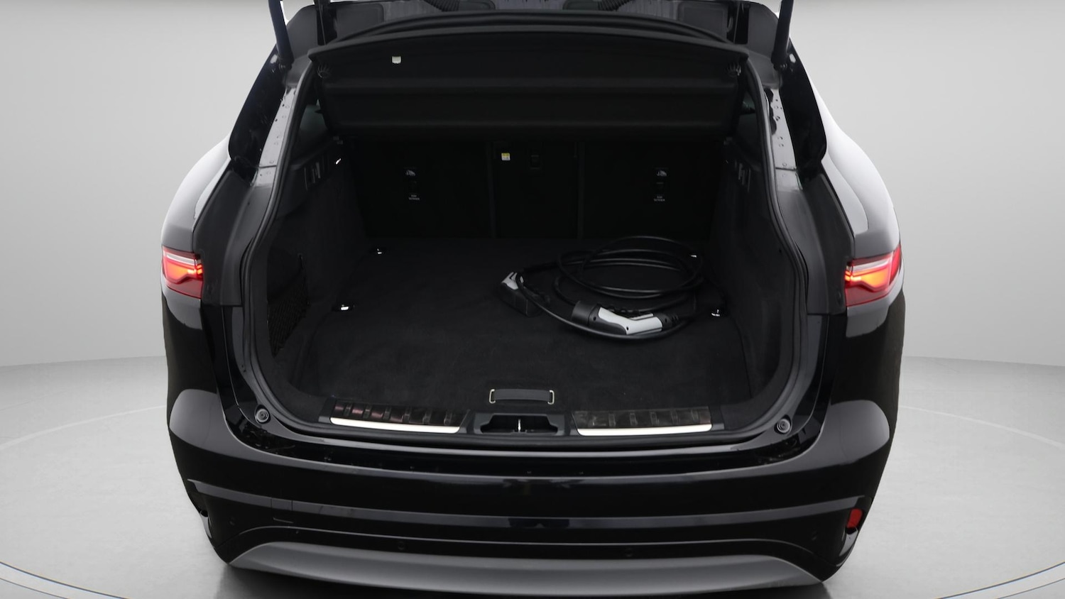 Used Jaguar F-Pace 2022 for sale - 76498540: Photo 18