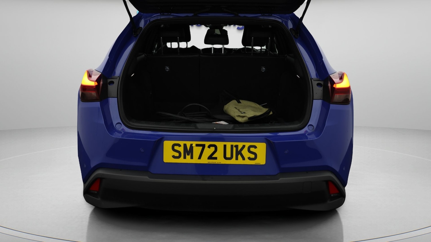 Used Lexus UX 2023 for sale - 77532483: Photo 17