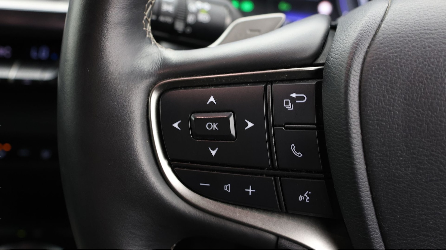 Used Lexus UX 2023 for sale - 77532483: Photo 22