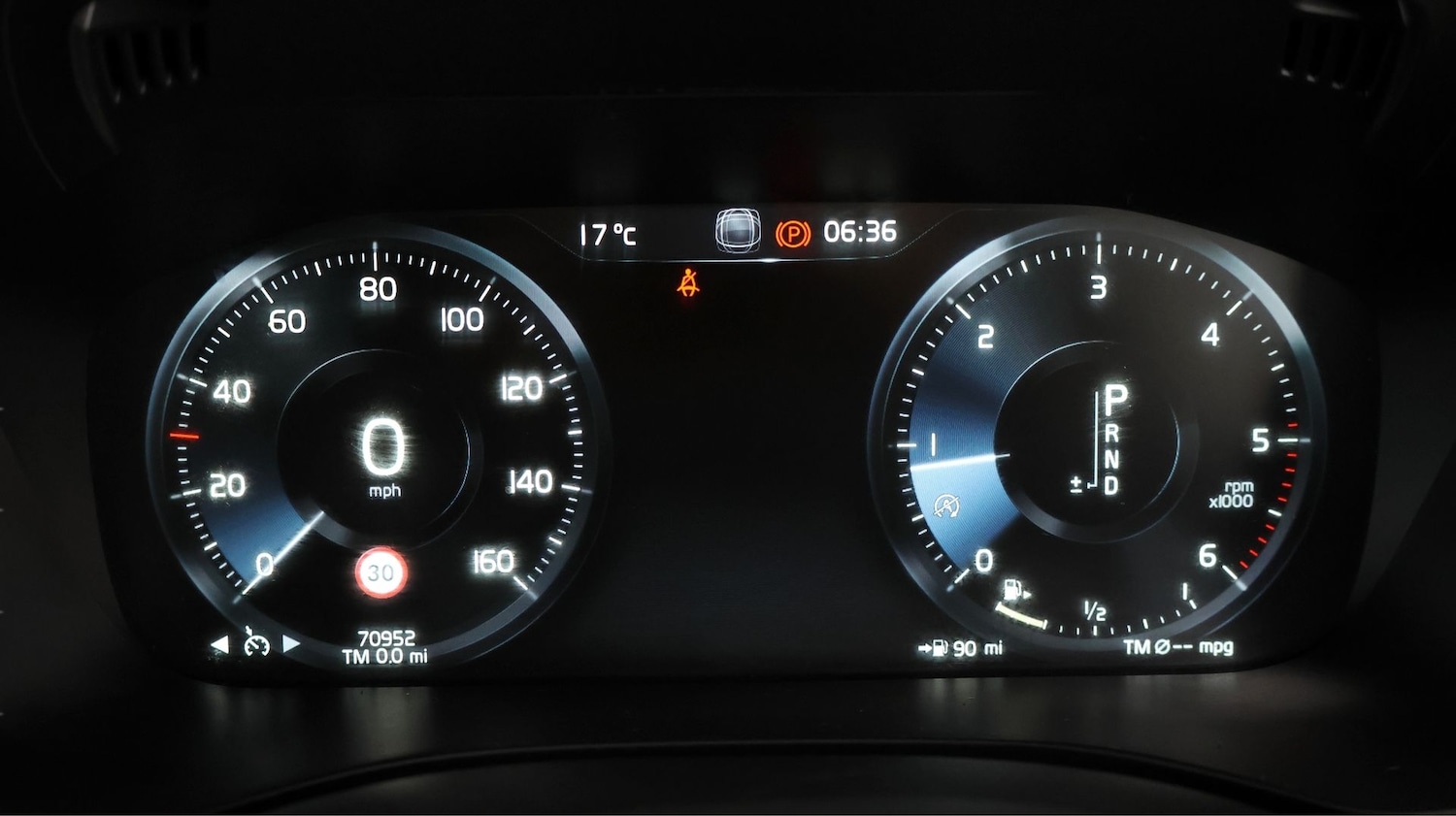 Used Volvo XC60 2017 for sale - 78106573: Photo 10