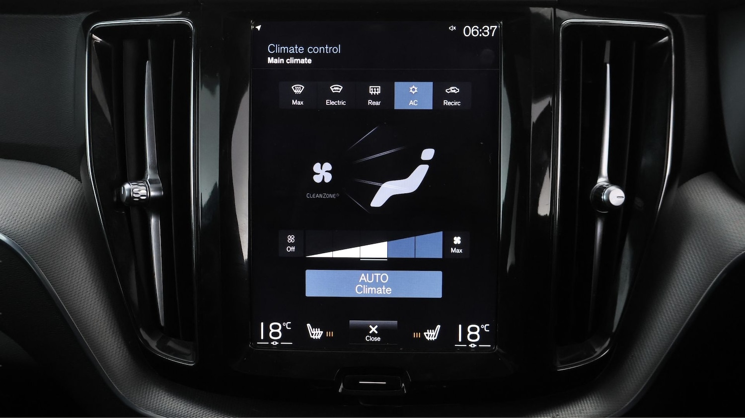 Used Volvo XC60 2017 for sale - 78106573: Photo 12