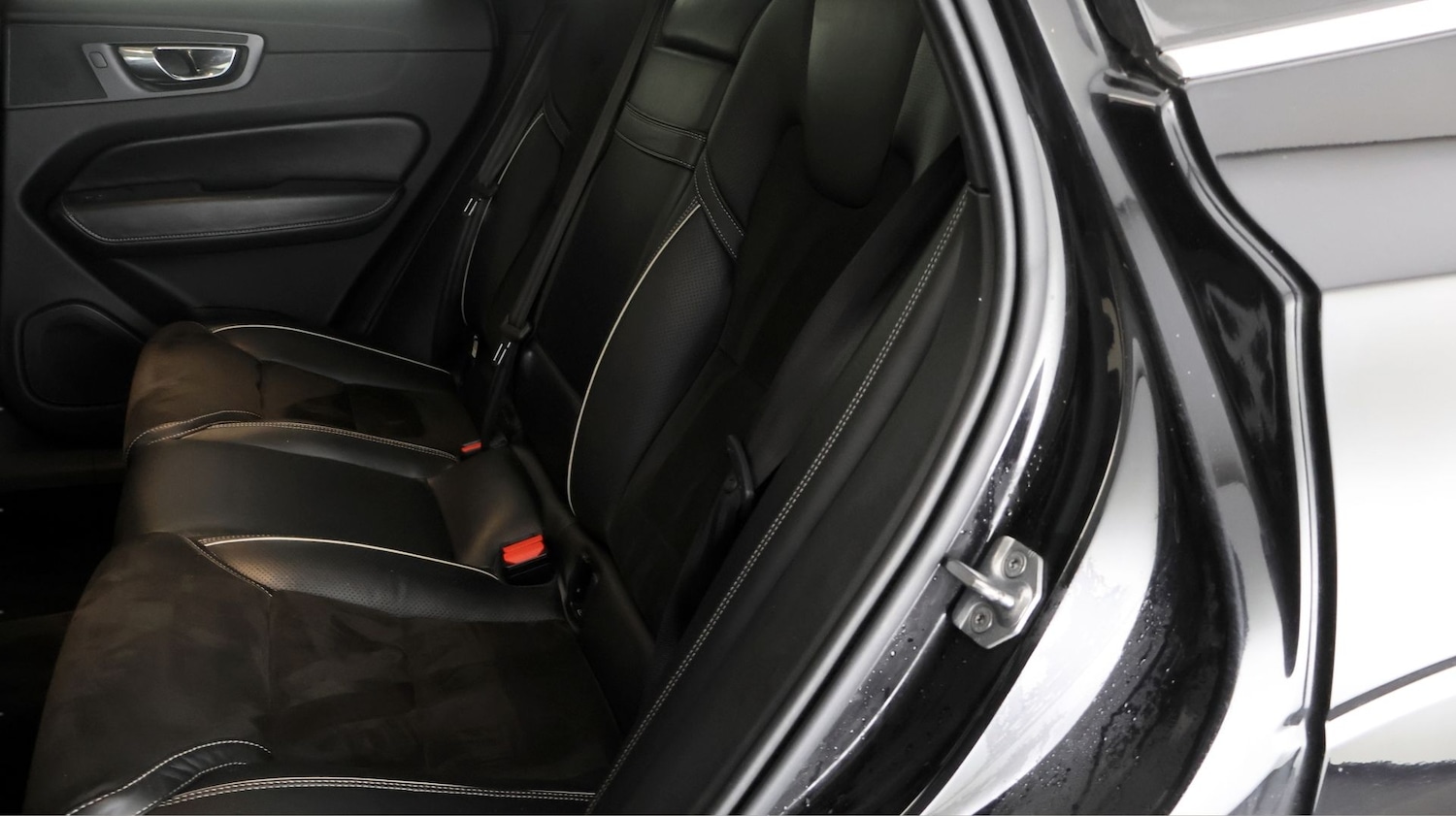 Used Volvo XC60 2017 for sale - 78106573: Photo 16