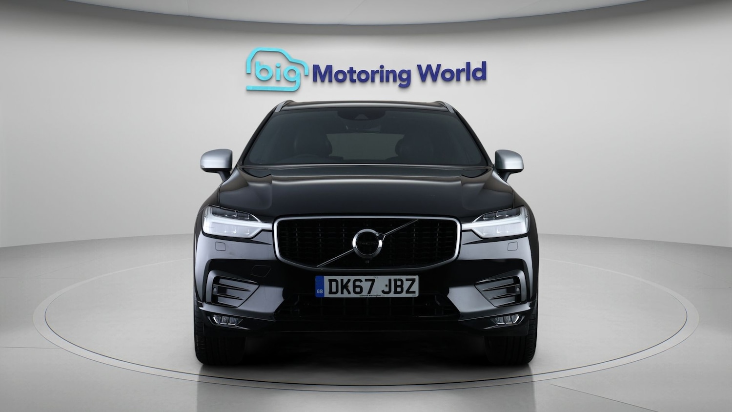 Used Volvo XC60 2017 for sale - 78106573: Photo 2