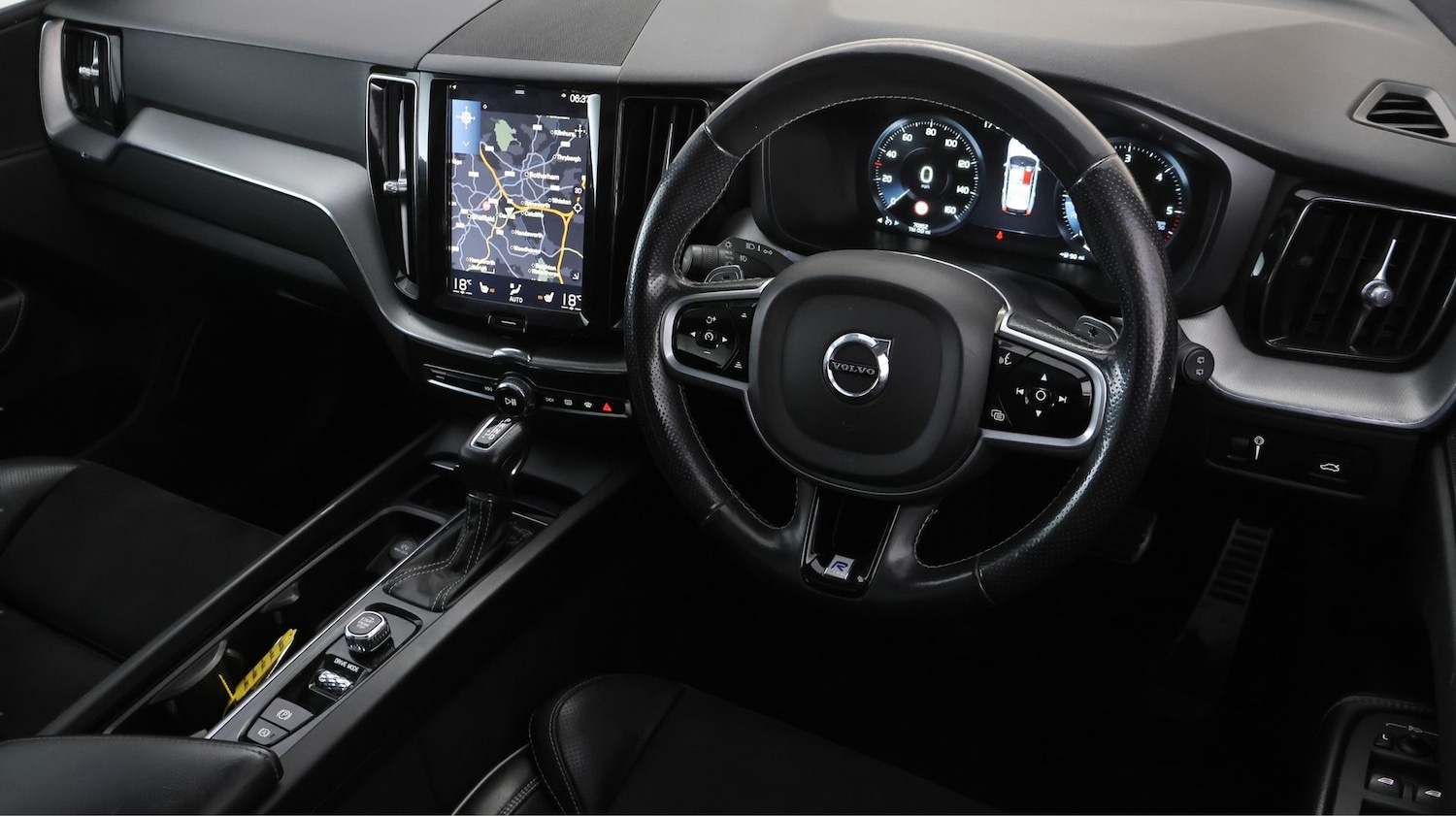 Used Volvo XC60 2017 for sale - 78106573: Photo 9