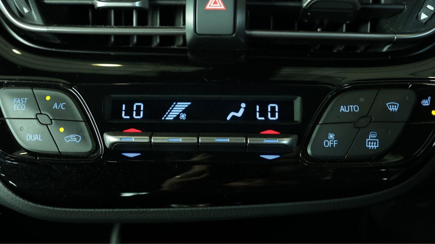 Used Toyota C-HR 2019 for sale - 77721636: Photo 12