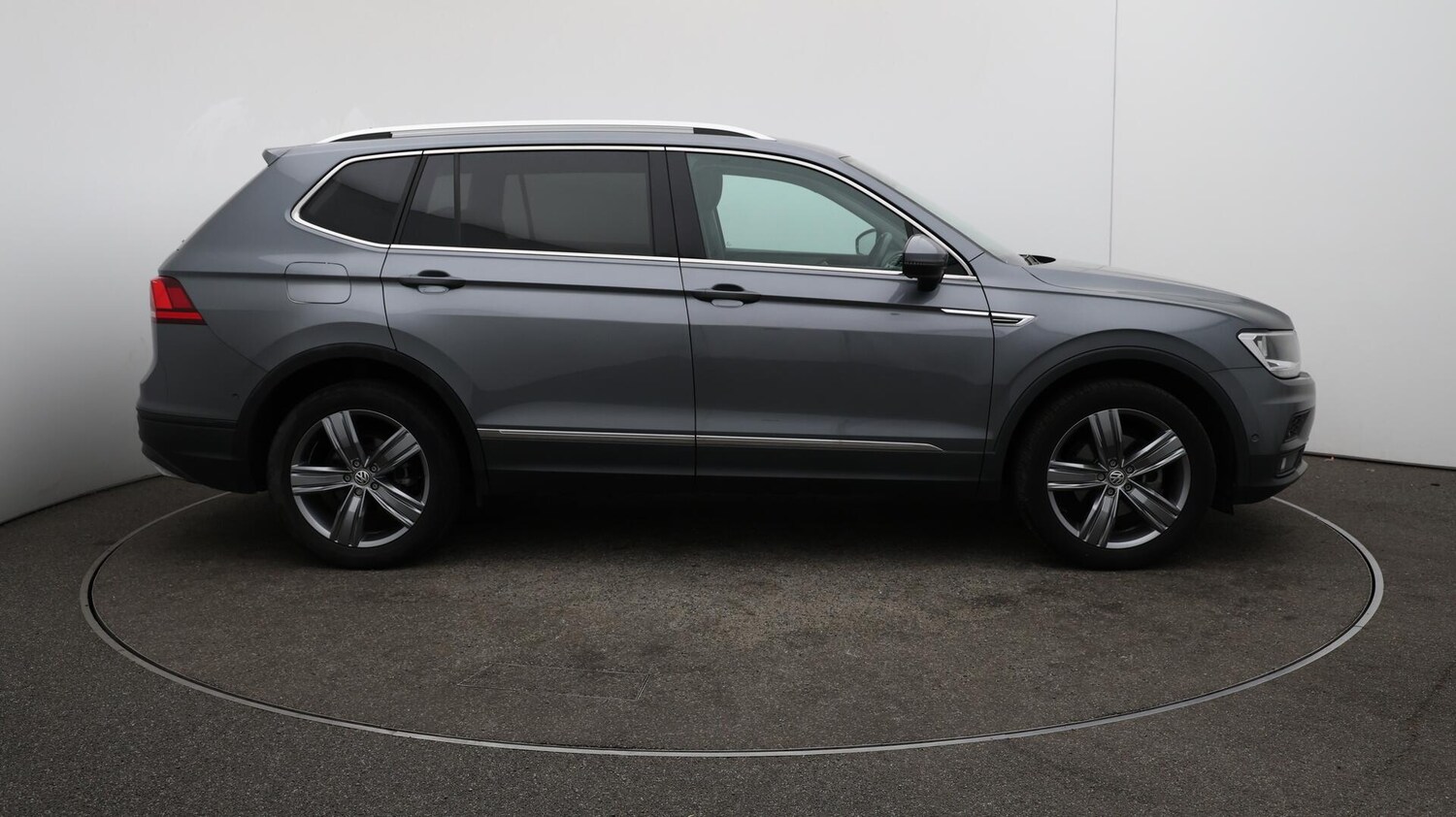 Used Volkswagen Tiguan Allspace 2020 for sale - 76659408: Photo 52