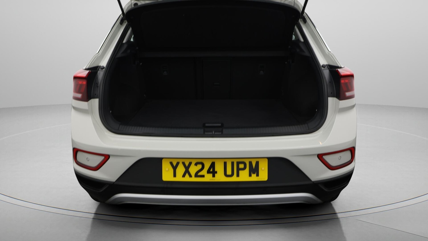 Used Volkswagen T-Roc 2024 for sale - 76666665: Photo 18