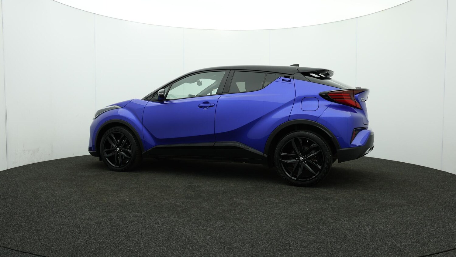 Used Toyota C-HR 2022 for sale - 76538083: Photo 76