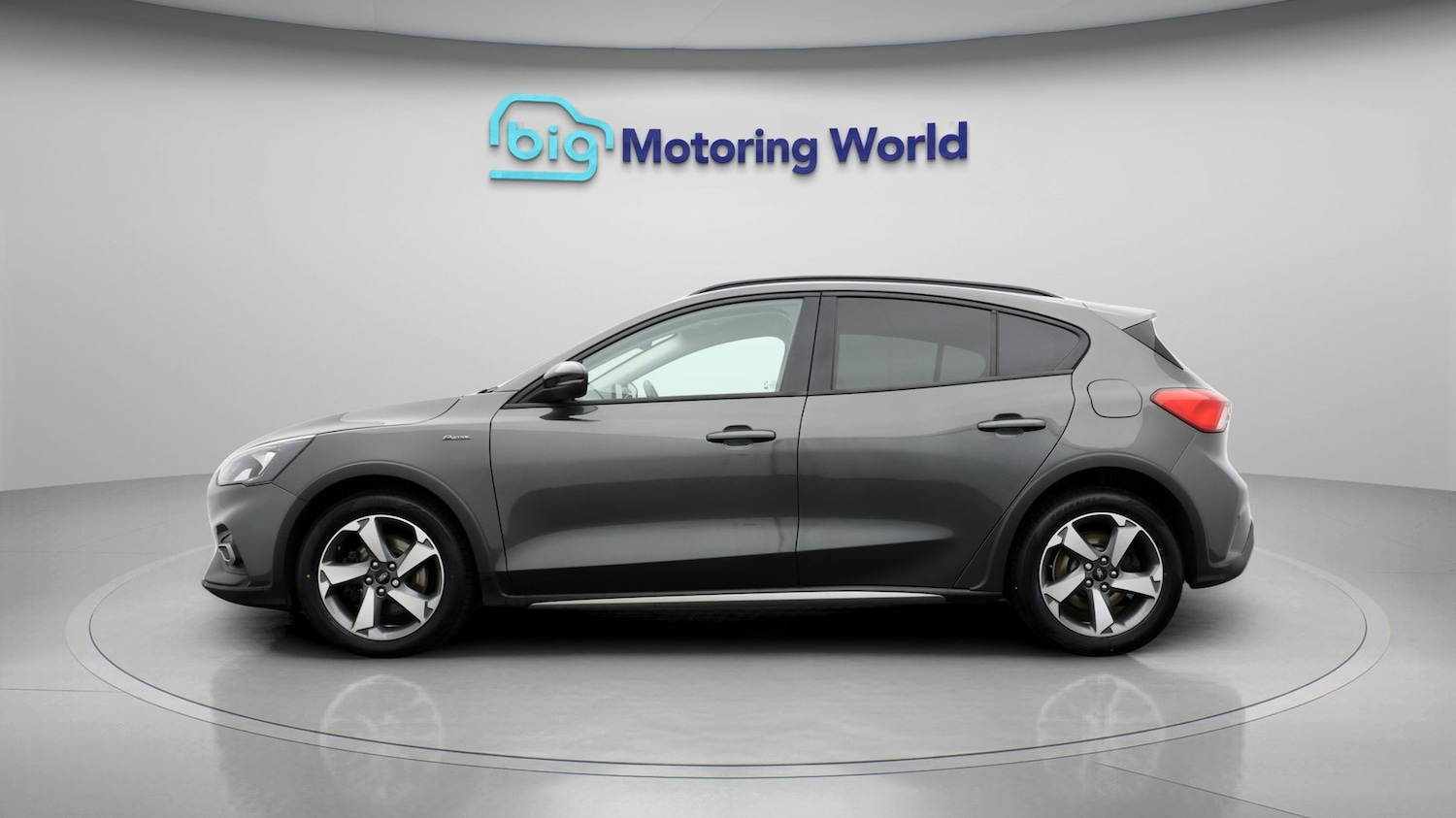 Used Ford Focus 2020 for sale - 77342860: Photo 4