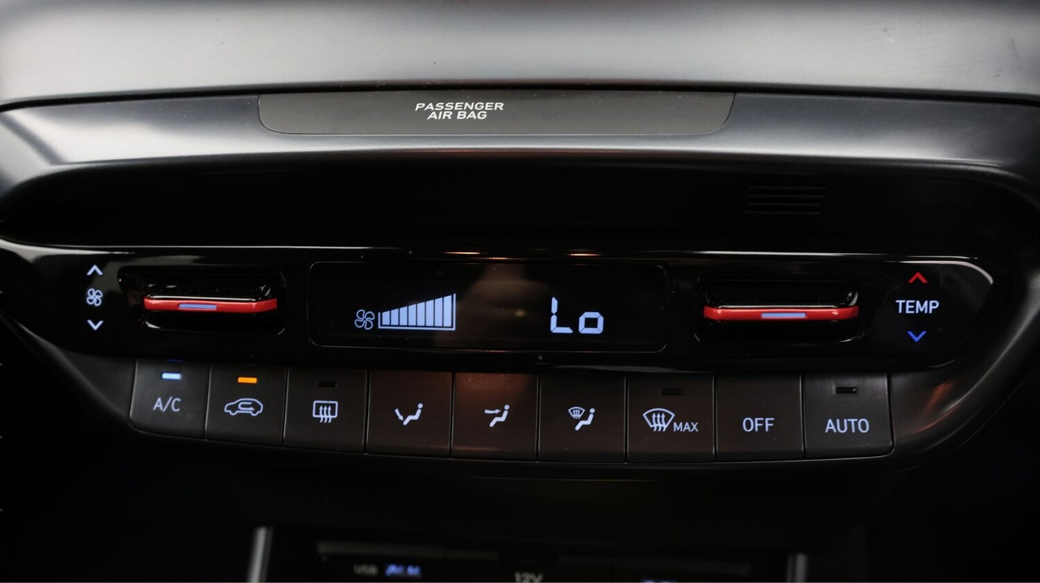 Used Hyundai i20 2023 for sale - 77971322: Photo 12