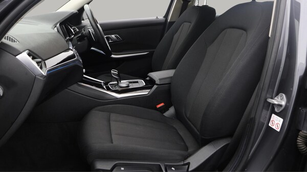 Used BMW 3 Series 2021 for sale - 76284130: Photo 15